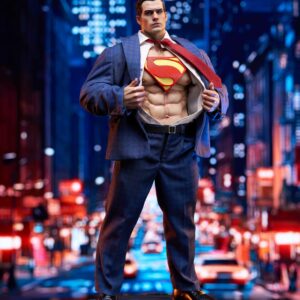 DC NL Studio Superman Statue [PRE-ORDER]